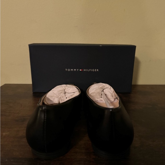 Tommy Hilfiger - Ganimay Ballet Flats - Black - Size 11 - Picture 4 of 7